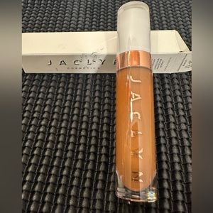🆕Jaclyn Cosmetics Perfecting Concealer